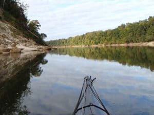 paddling-along-Alum-Bluff-along-the-upper-Apalachicola-River-FKFAEV.tmp_