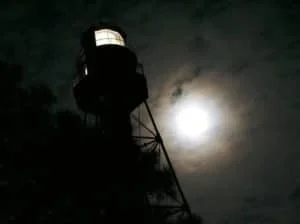 Full-Moon-Climb-by-Rod-Gasche-in-Carrabelle-Florida-2xSXv0.tmp_ Full-Moon-Climb-by-Rod-Gasche-in-Carrabelle-Florida-2xSXv0.tmp_