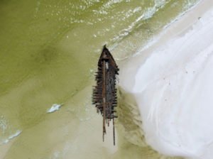 shipwrecks-4mXCSu.tmp_ shipwrecks-4mXCSu.tmp_