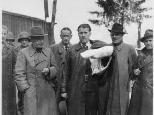 Operation-Paperclip-jFxHEy