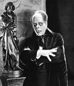 Lon_Chaney_as_The_Phantom-5qbg7L
