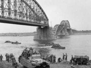 Special-Exhibit-on-Operation-Market-Garden-A-Bridge-Too-Far-K1sHEt